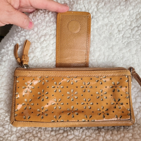 Brighton Tan Patent Leather Cutout Print Wristlet Wallet - Picture 8 of 14